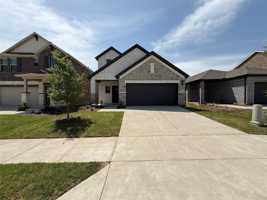 featured image of 517 Ridgedale Dr