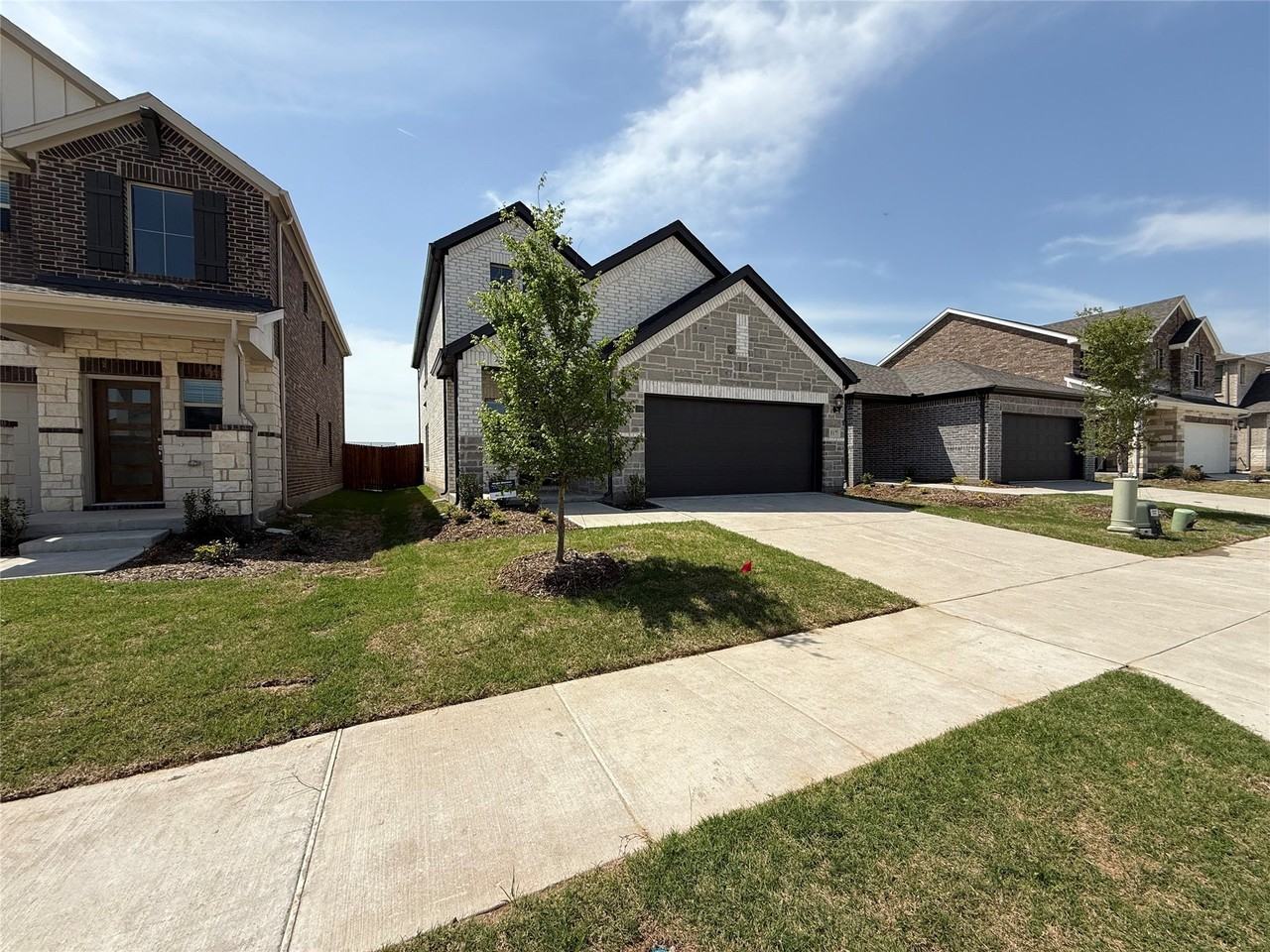 517 Ridgedale Dr - Photo 2 of 26