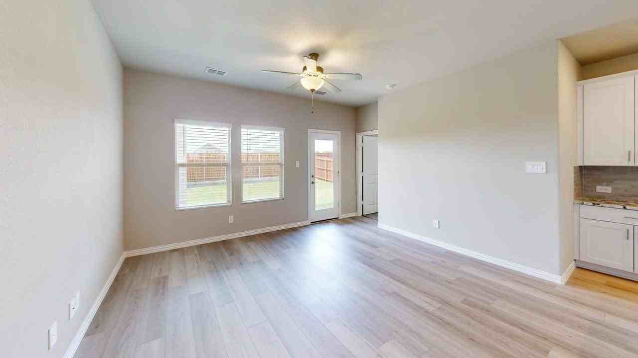 517 Ridgedale Dr - Photo 7 of 26