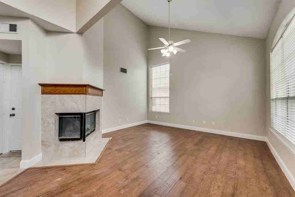 3009 Larkspur Ct - Photo 2 of 31