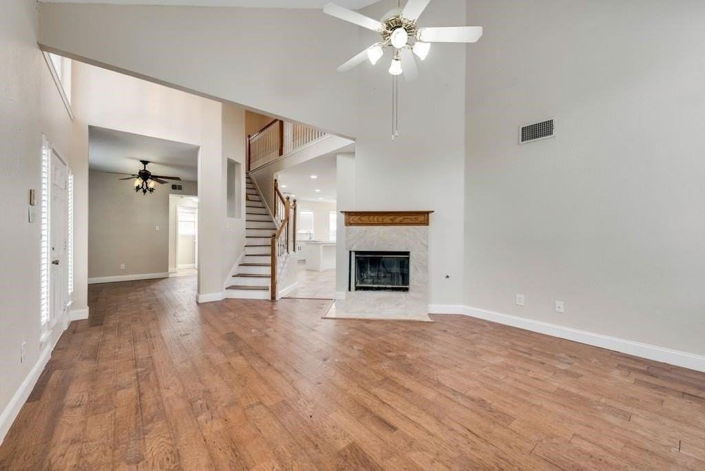 3009 Larkspur Ct - Photo 3 of 31