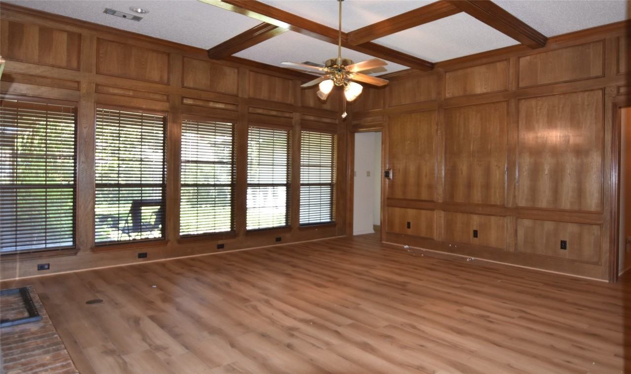 2127 Windy Ridge Ln - Photo 7 of 18