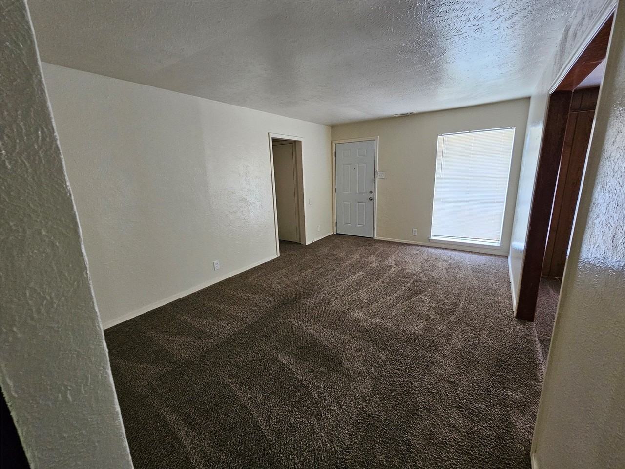 1621 E Park Blvd - Photo 3 of 13