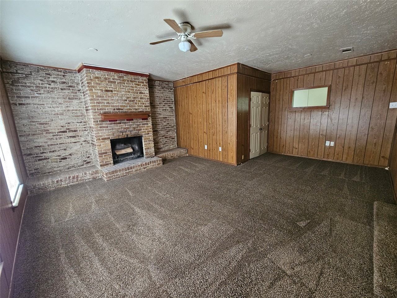 1621 E Park Blvd - Photo 5 of 13