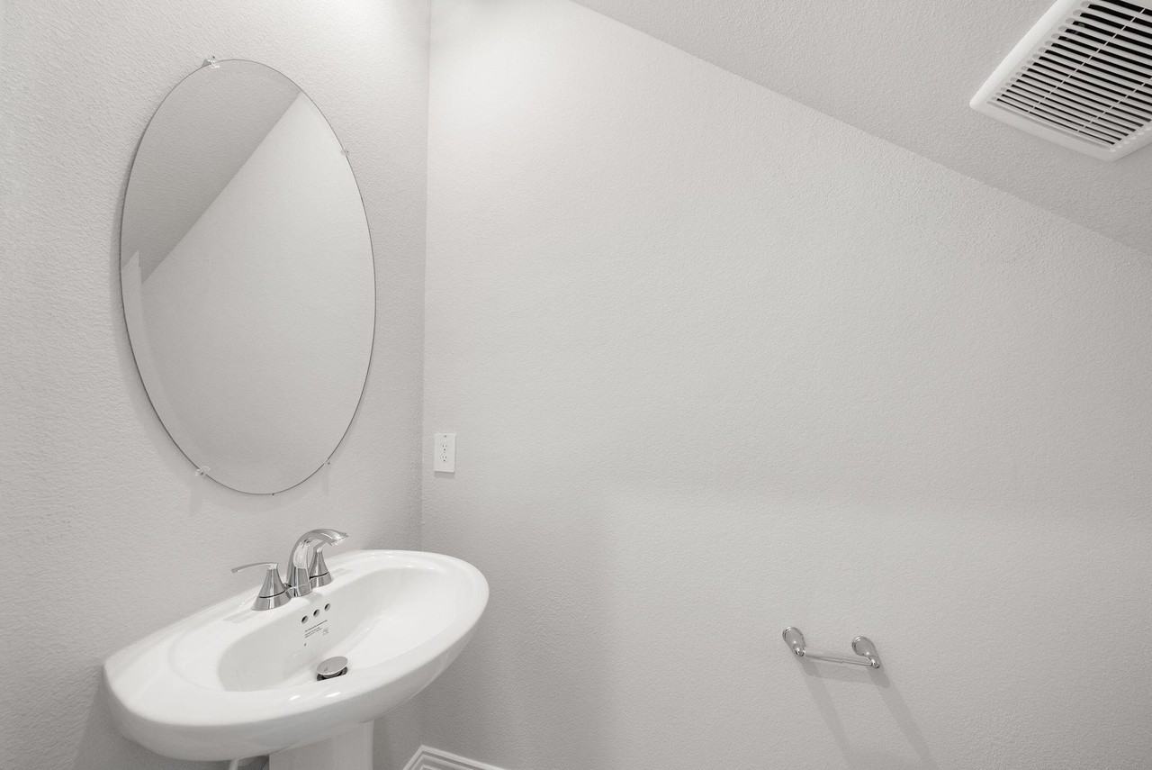 1737 Arches Rd - Photo 6 of 25