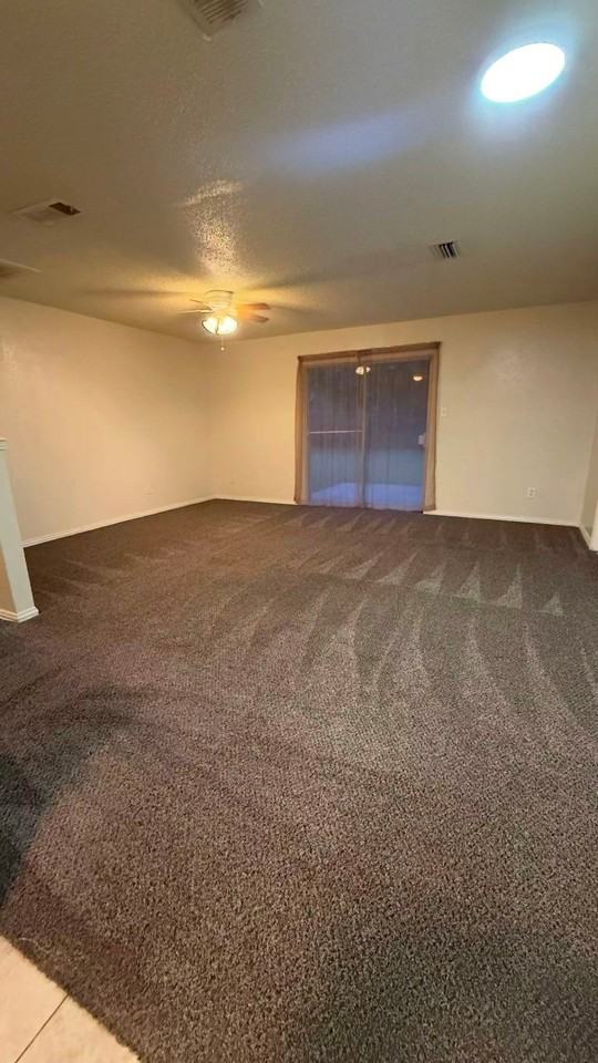 6216 Locust St - Photo 2 of 11