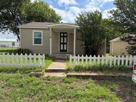 1114 Thorpe Springs Rd - Photo 1 of 1