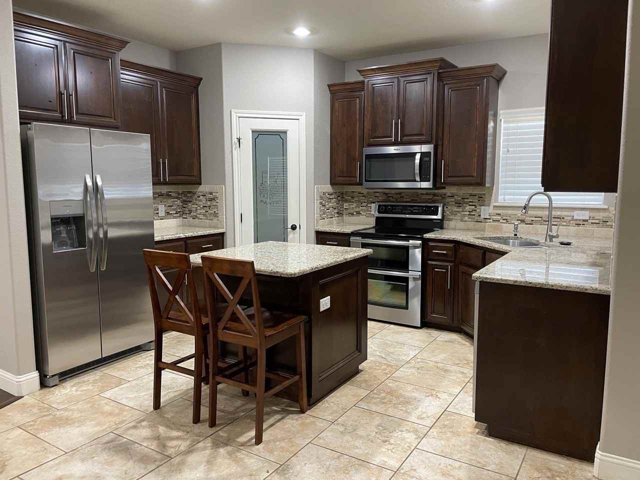 702 Swift Water Dr - Photo 4 of 17