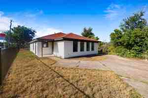 featured image of 2540 Avenue H