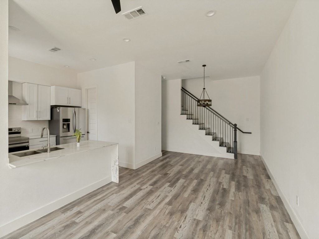 9495 Timberleaf Dr - Photo 4 of 28
