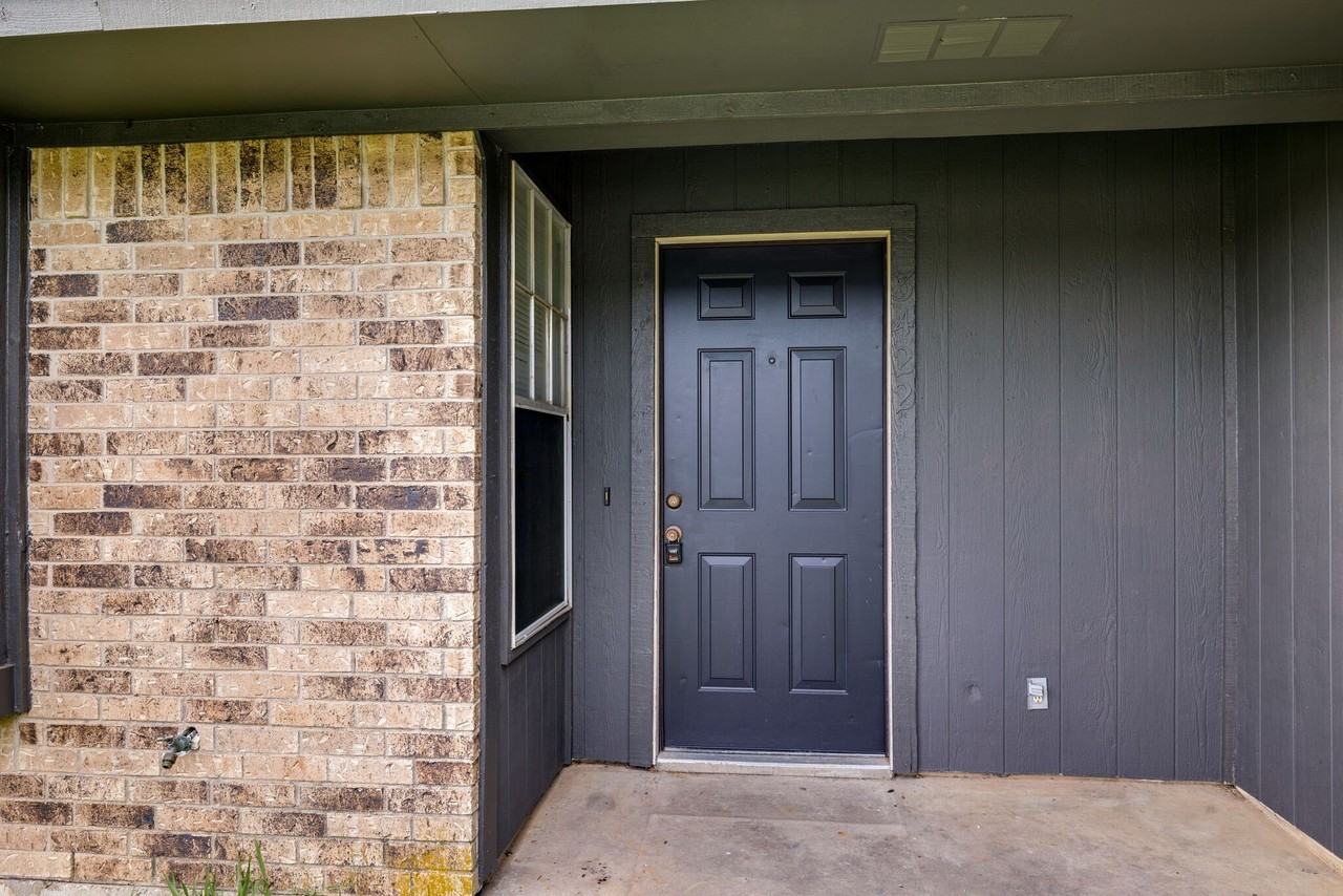 3422 Heritage Ln - Photo 6 of 29