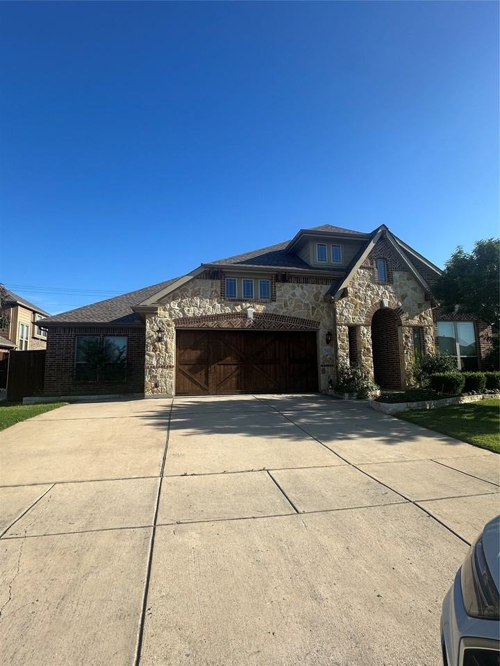501 Virginia - Photo 2 of 23