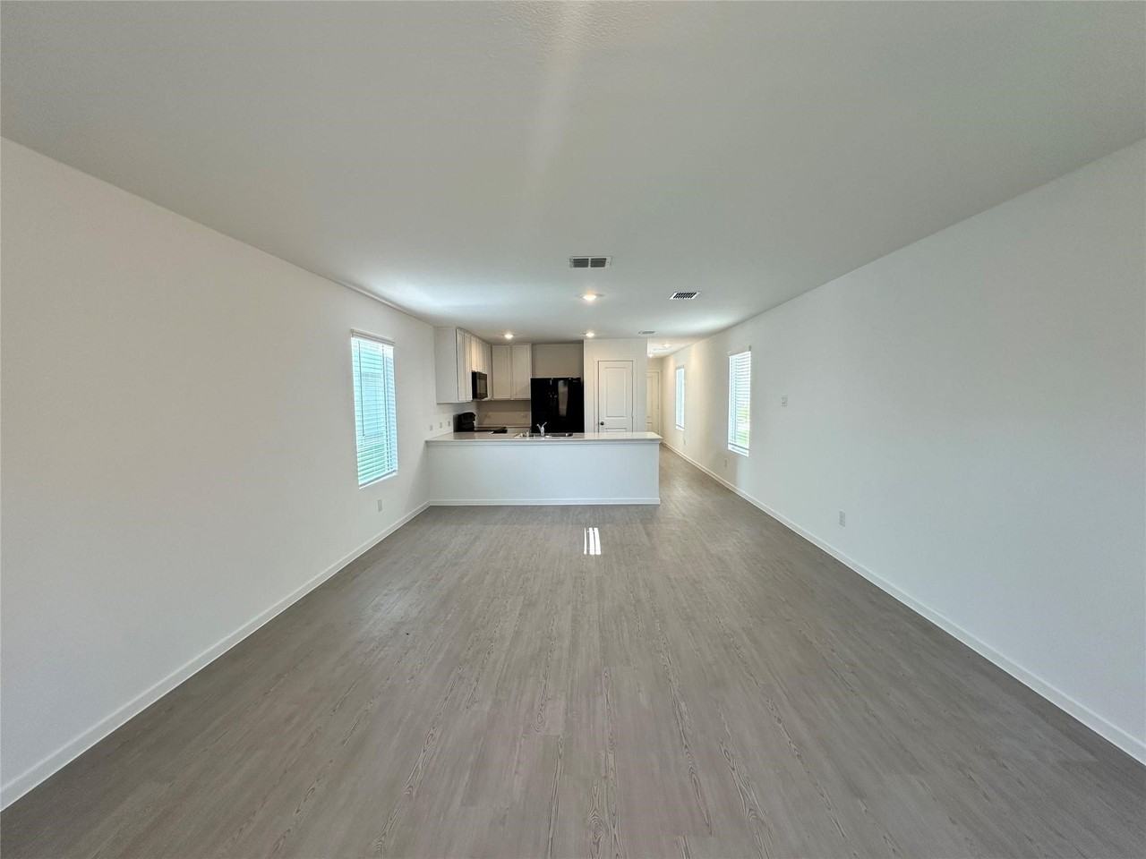 835 Sandhill Crane Ln - Photo 2 of 11