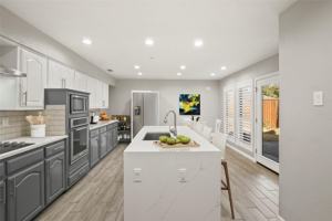featured image of 6019 Yellow Rock Trl