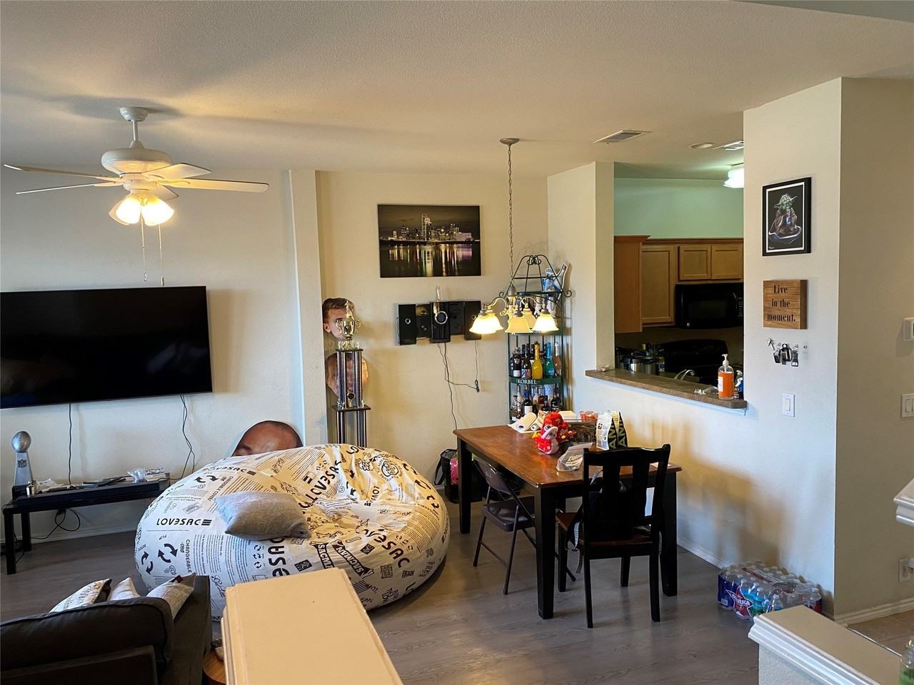 2719 Olympic Park Dr - Photo 2 of 10