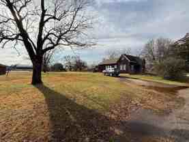 642 N Love St - Photo 1 of 1