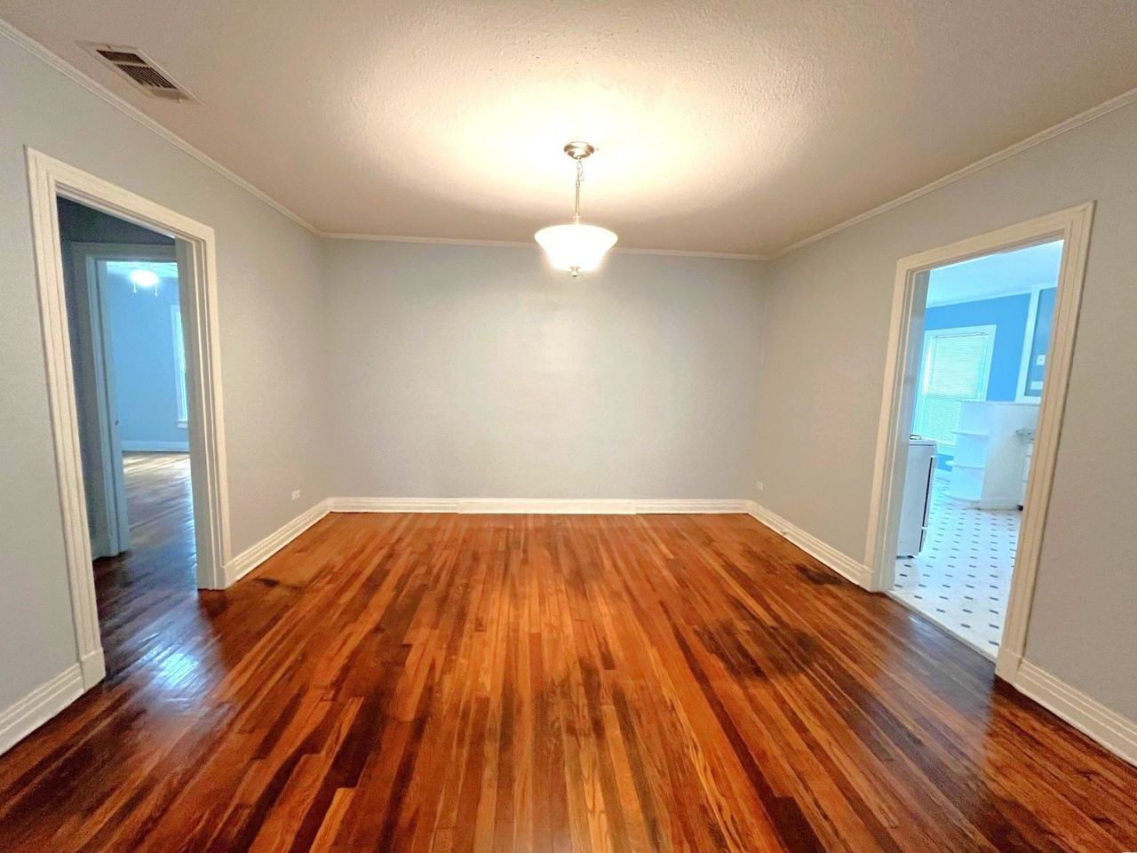 1322 W Bond St - Photo 5 of 20