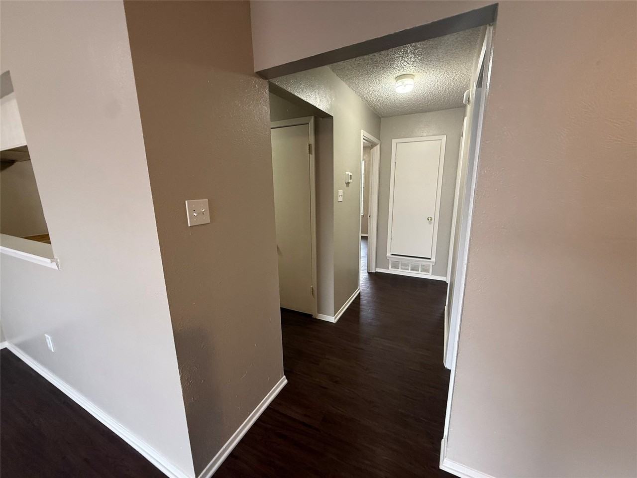 1704 Short St #C - Photo 5 of 12