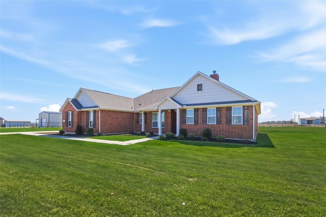 7437 Aniston Way - Photo 3 of 23