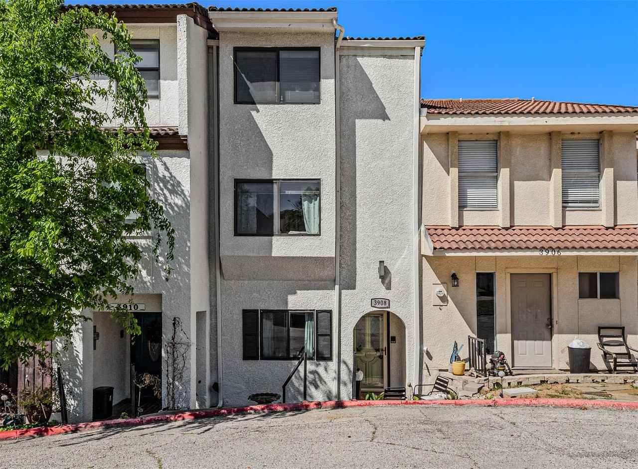 3908 Mediterranean St - Photo 2 of 37