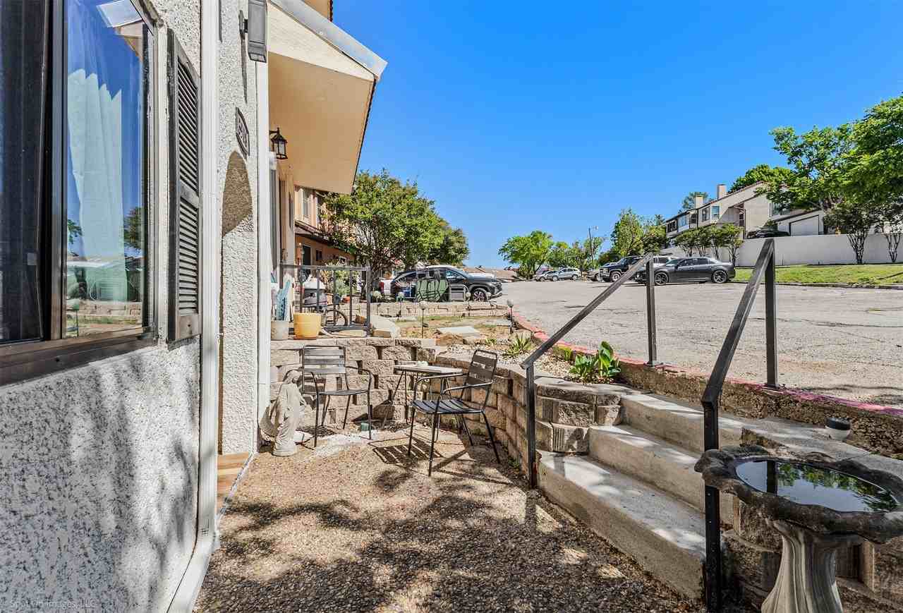 3908 Mediterranean St - Photo 3 of 37