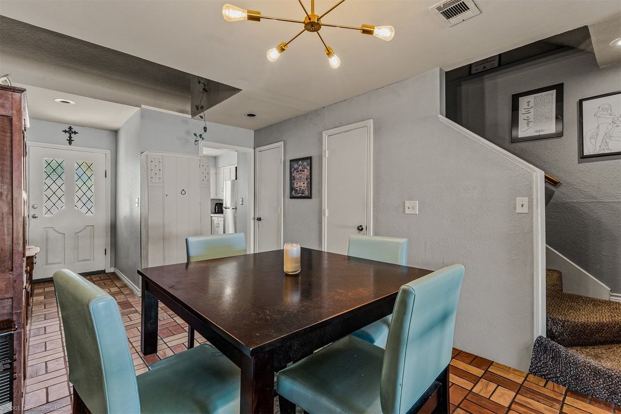 3908 Mediterranean St - Photo 6 of 37
