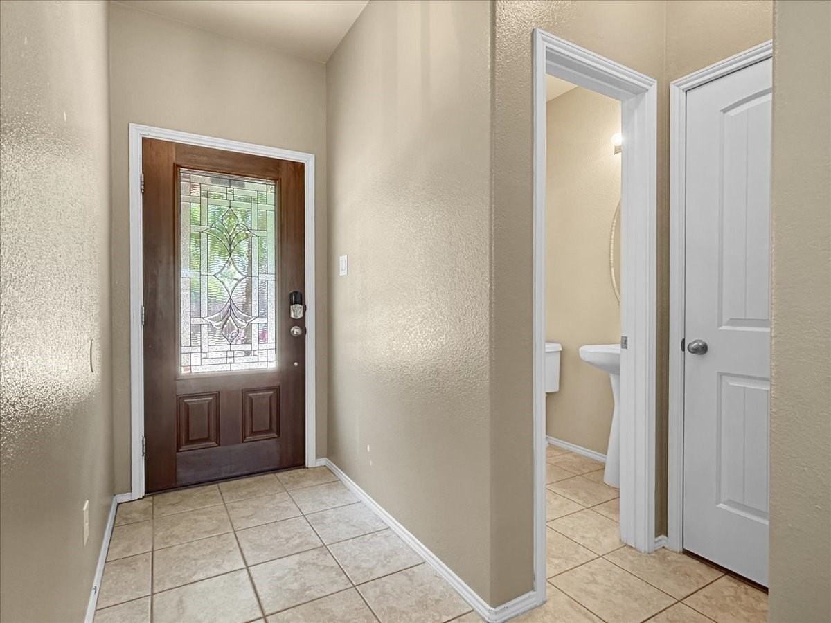 12312 Walden Wood Dr - Photo 2 of 20