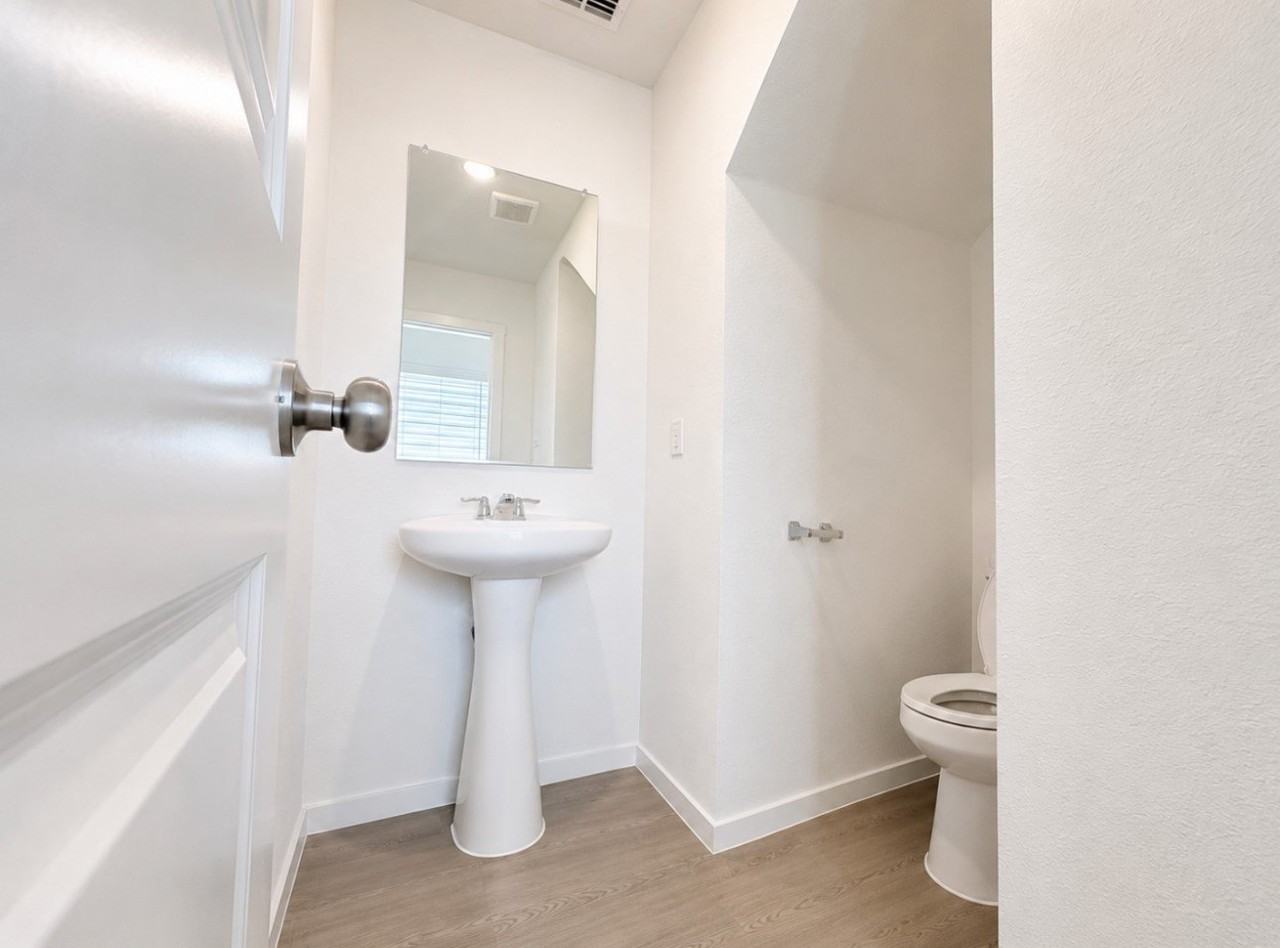 801 Wagtail Dr - Photo 3 of 7