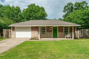 604 S Maxey St - Photo 1 of 1