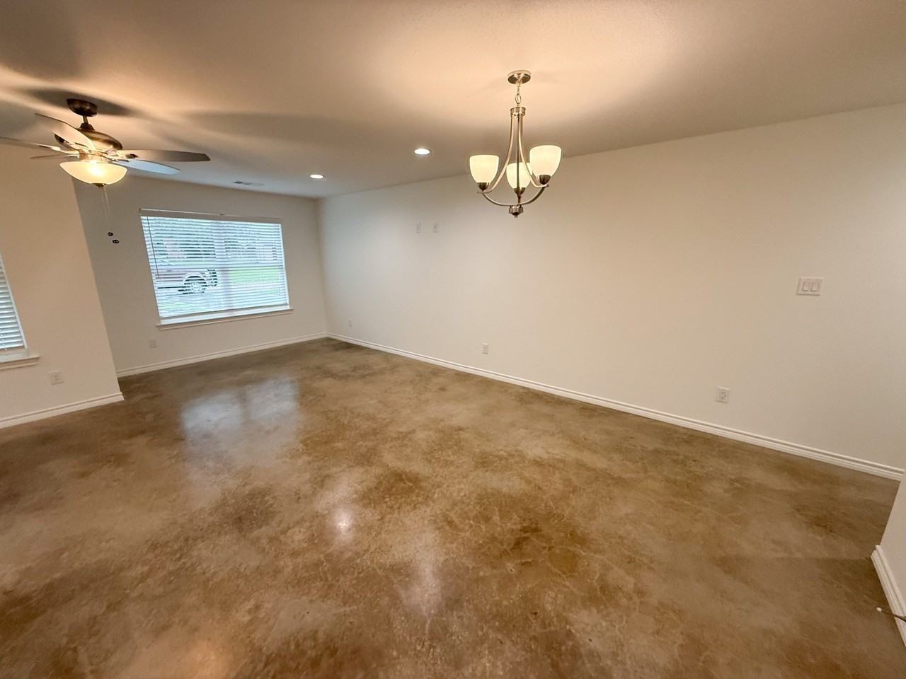 200 N Dallas St #114 - Photo 7 of 19
