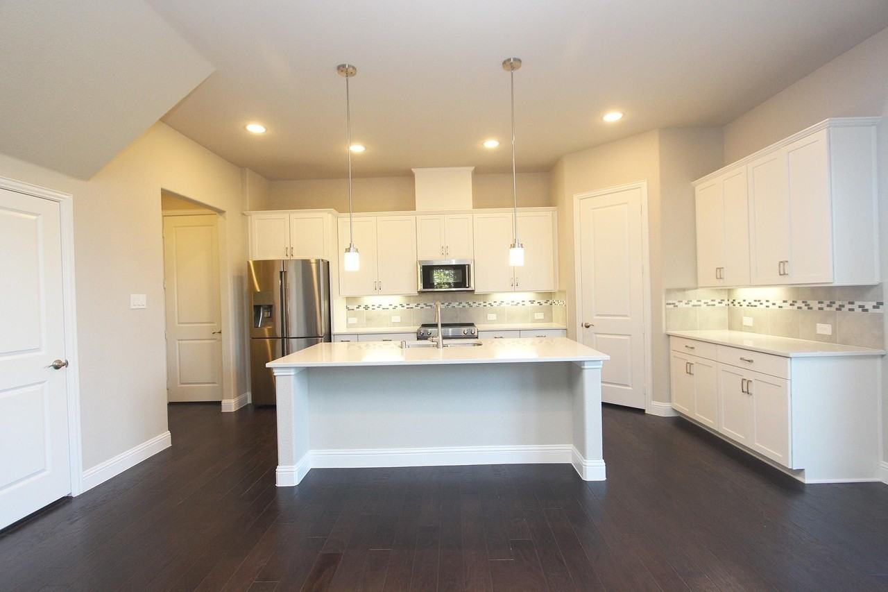 600 Ansley Way - Photo 2 of 28