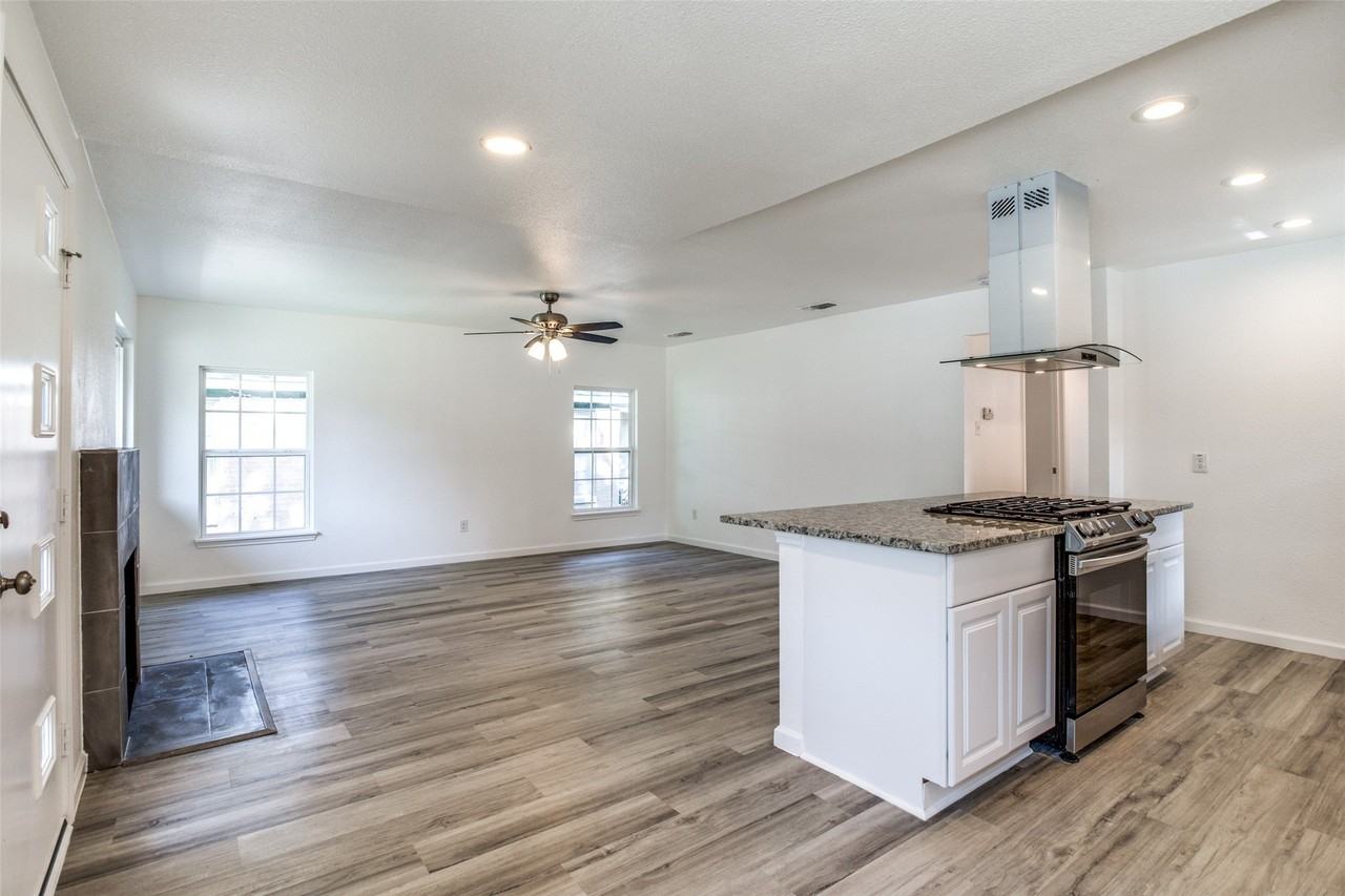3564 Virginia Blvd - Photo 5 of 23