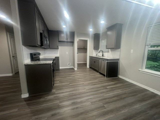 103 S Jordan St - Photo 6 of 15