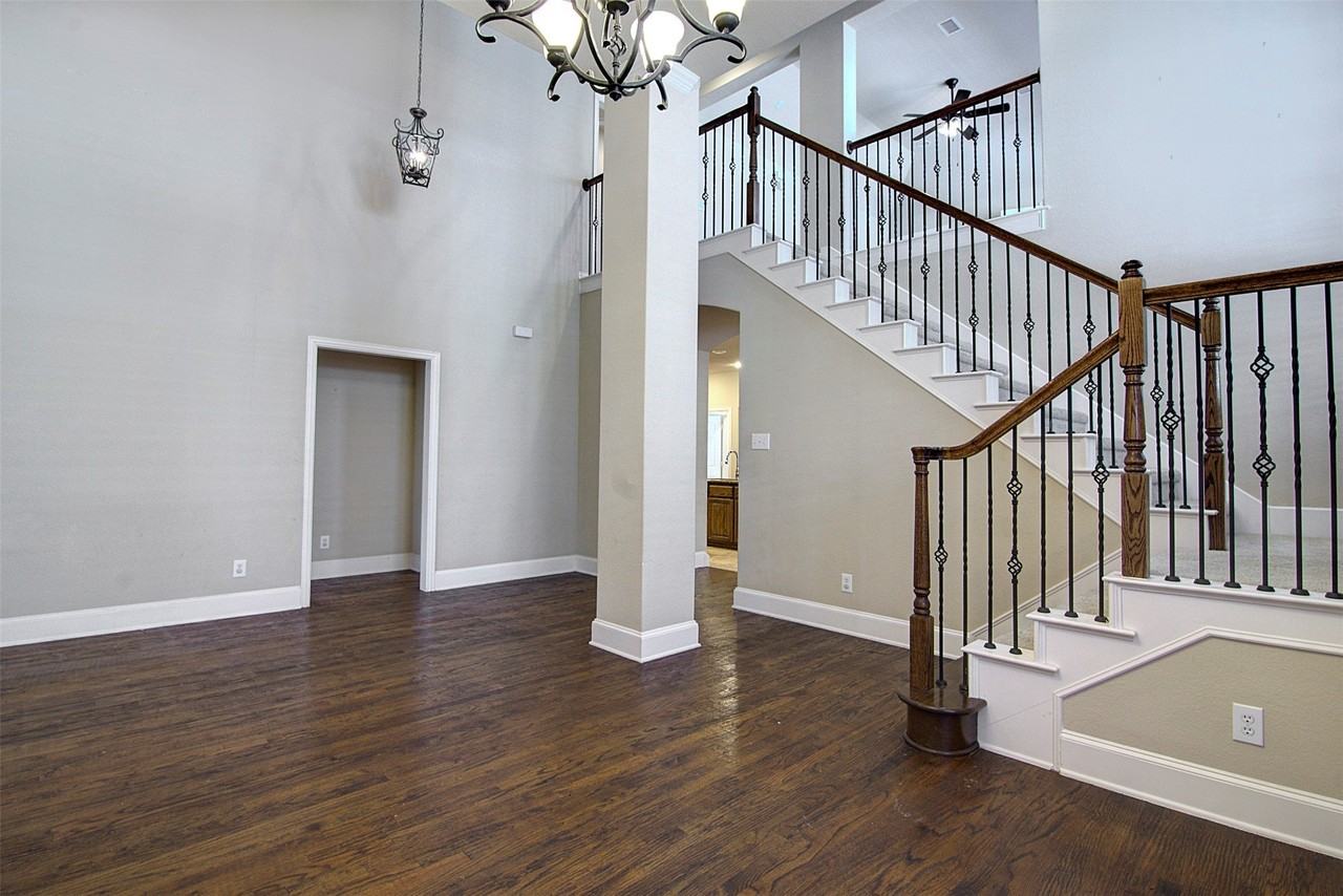 12349 Bethel Dr - Photo 4 of 31