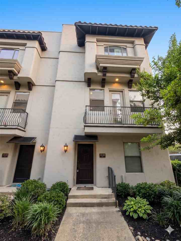 3110 Ross Ave #1 - Photo 3 of 36