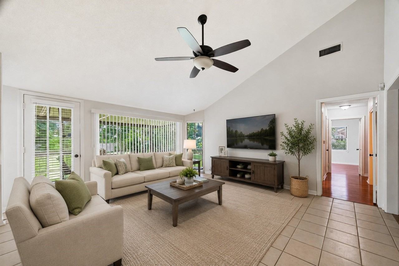 5114 Beechnut St - Photo 4 of 27