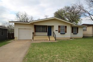 1921 Deborah Dr - Photo 1 of 1