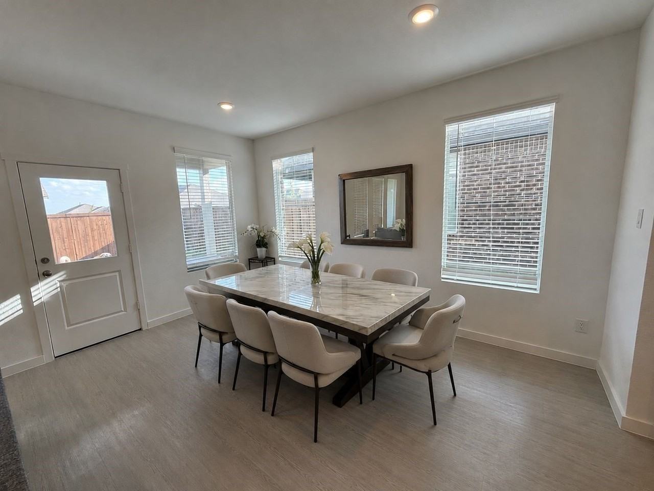14184 Hammersmith St - Photo 3 of 14