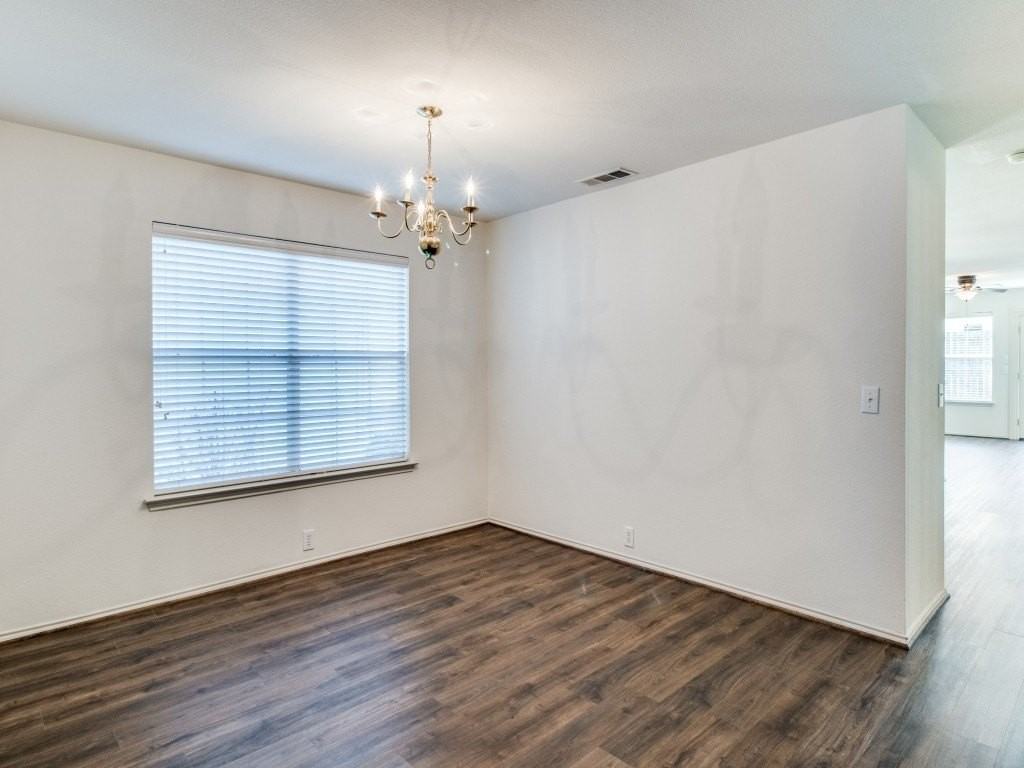 4212 Falcon Dr - Photo 2 of 12