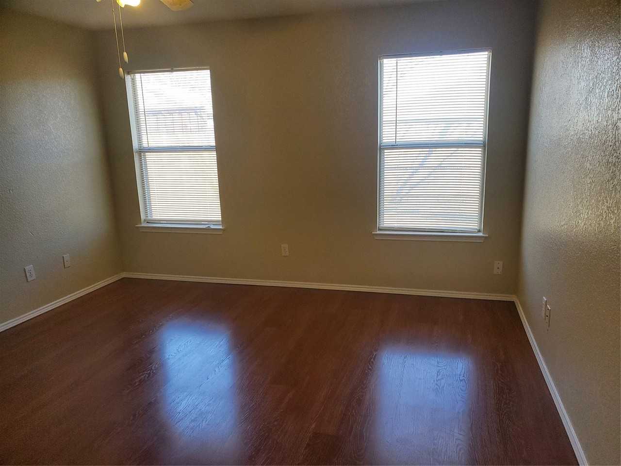 9290 Crimnson Ct - Photo 6 of 13