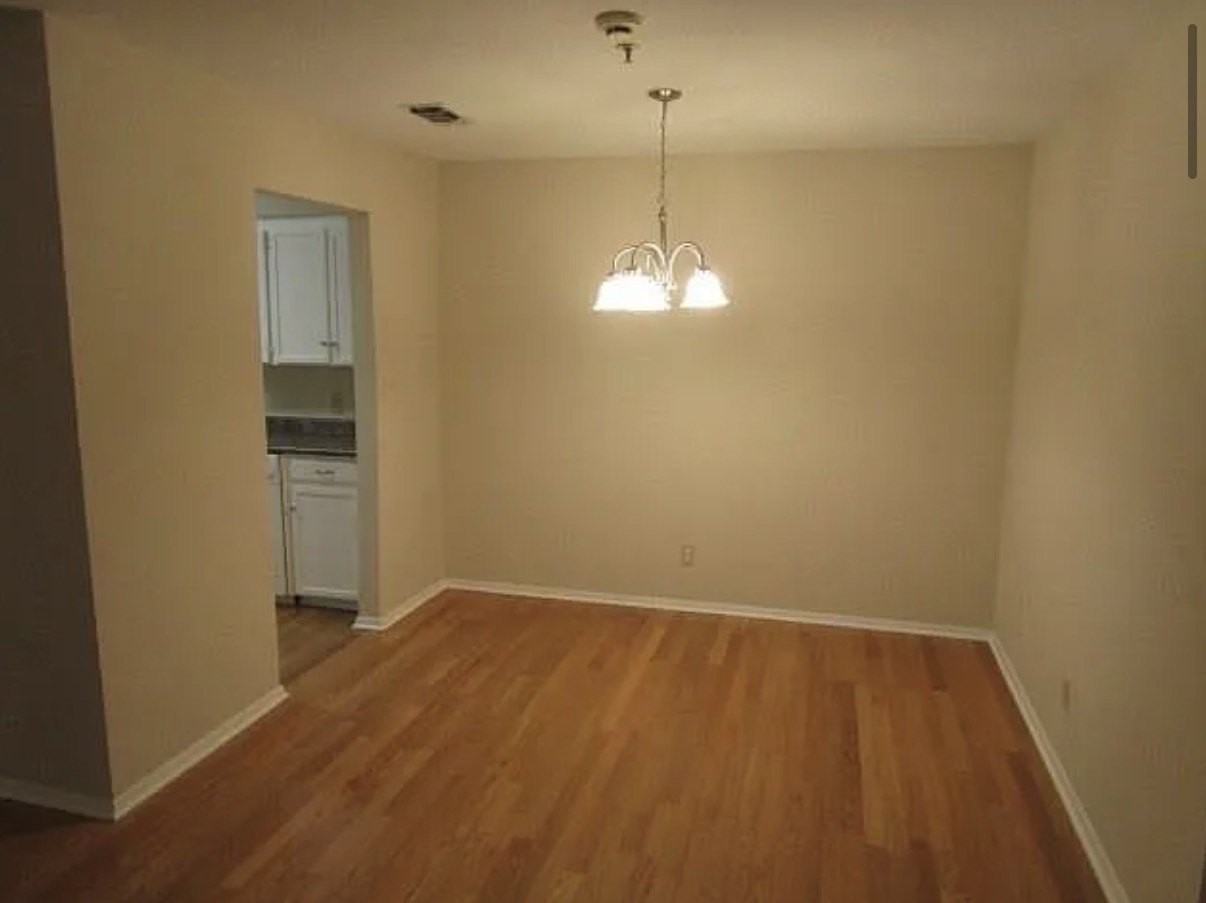 5212 Cordova Ave - Photo 6 of 18