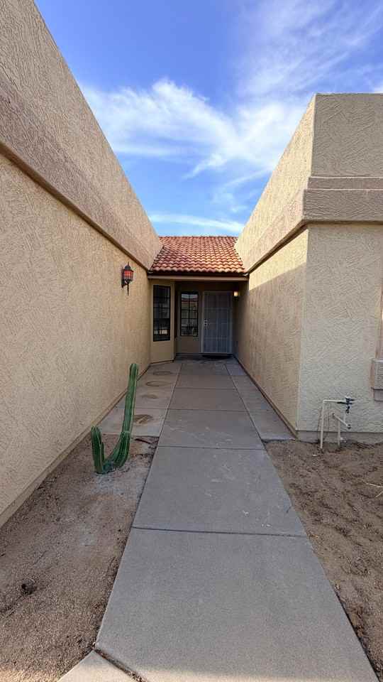 1559 E Whitten St - Photo 4 of 22