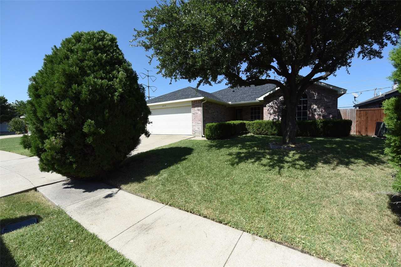 6419 Brookhaven Trl - Photo 2 of 19