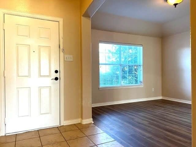 8405 Shasta Dr - Photo 2 of 28