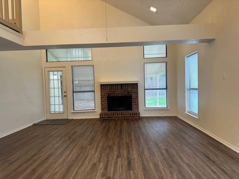 249 Stallion Dr - Photo 6 of 35