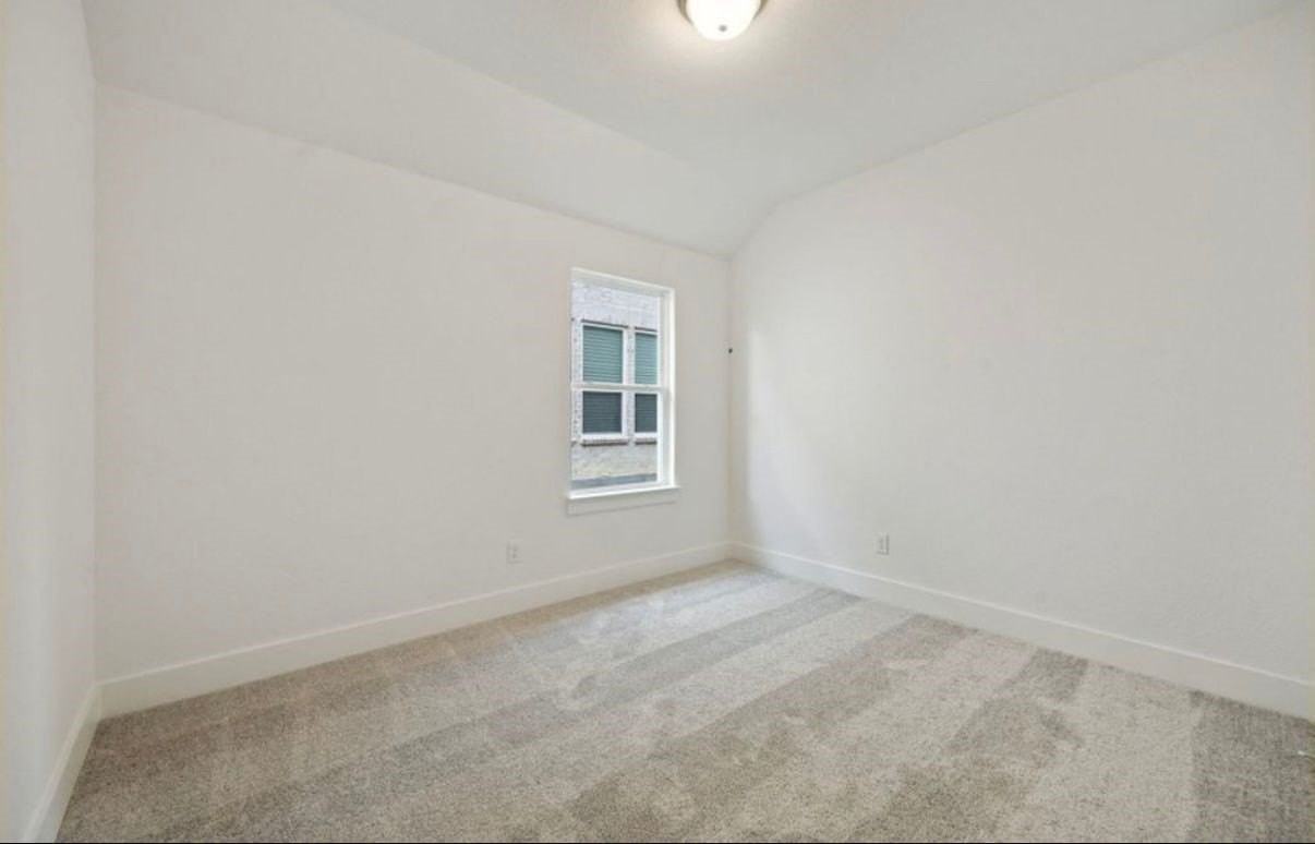 3832 Pennington Ave - Photo 5 of 11