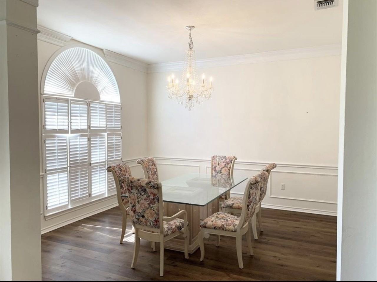 566 County Road 3745 - Photo 6 of 20