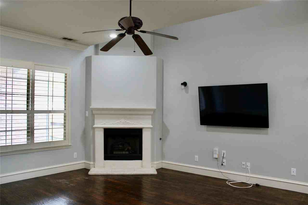 5151 Miller Ave - Photo 5 of 9