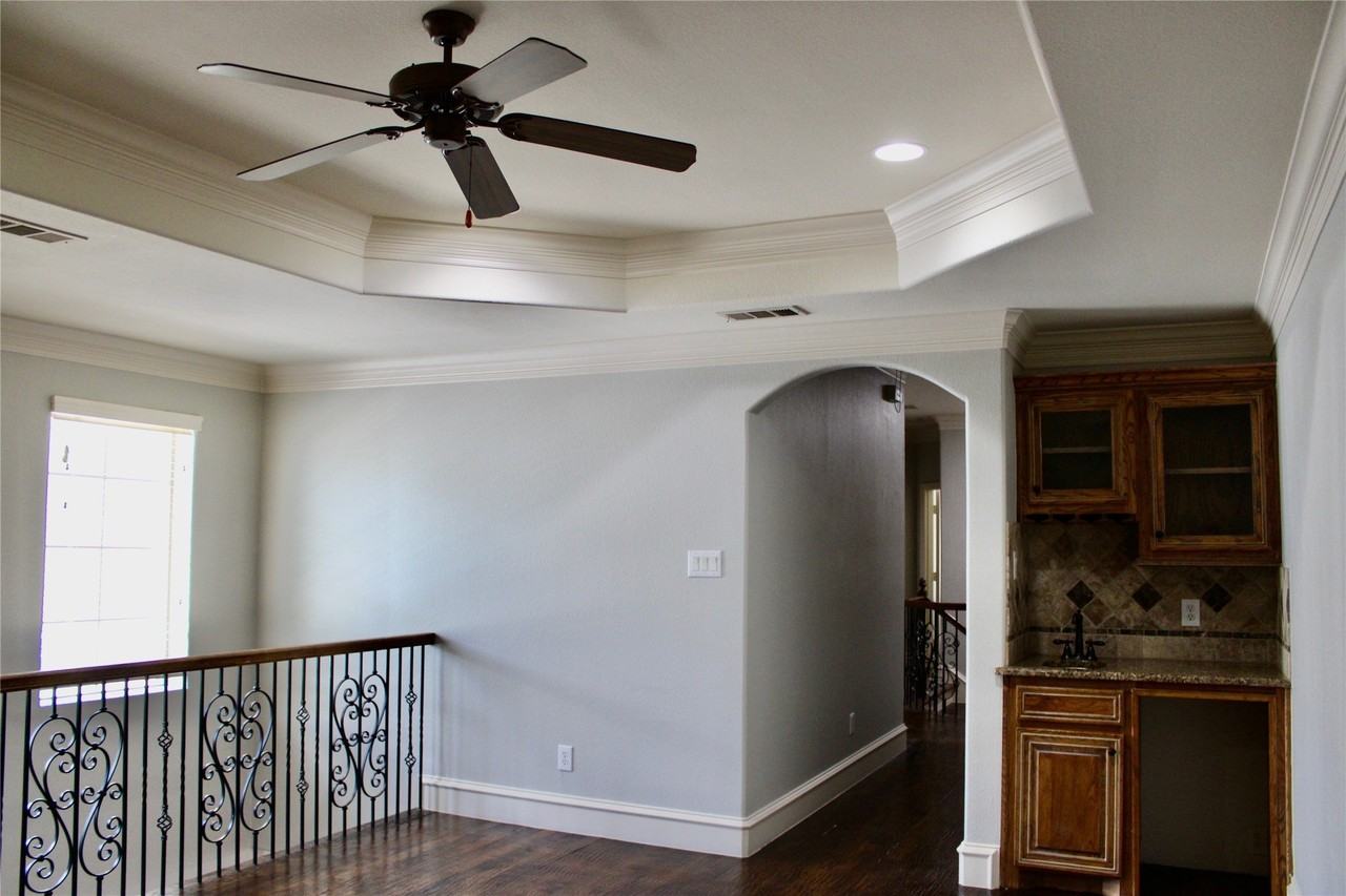 5151 Miller Ave - Photo 7 of 9