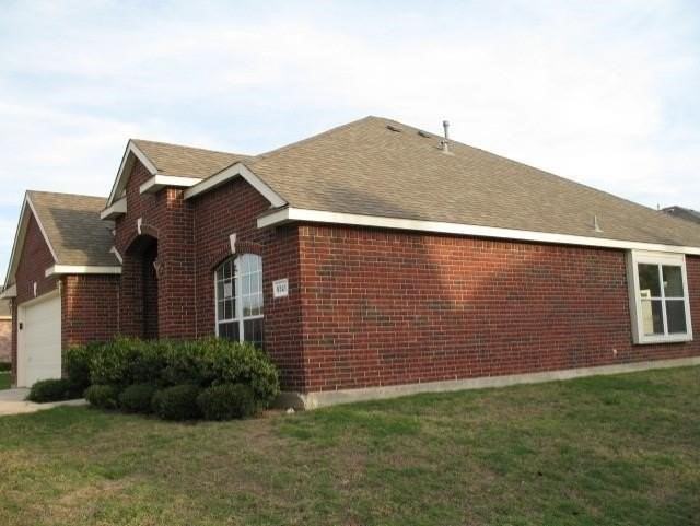9321 Vernon Ct - Photo 2 of 15